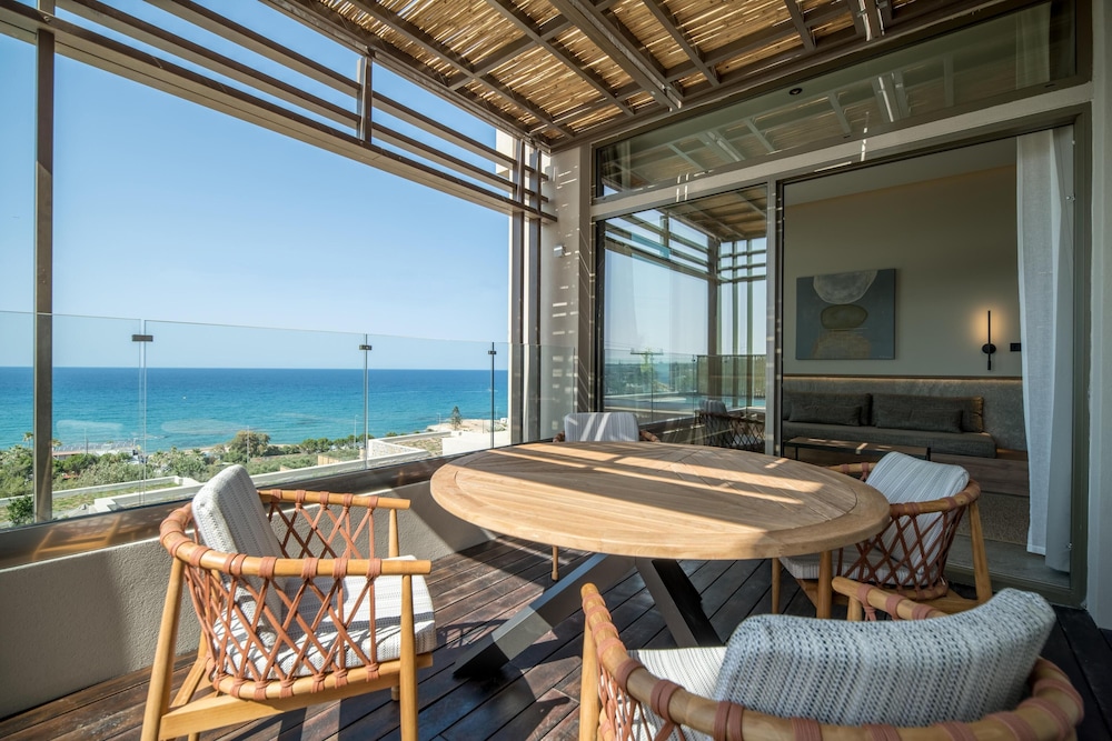 King Minos Retreat Resort & Spa — Hotel rooms in Hersonissos