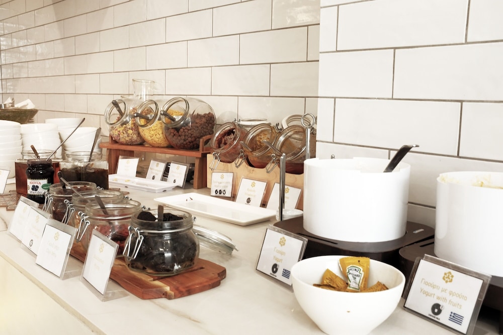 Airis Boutique & Suites — Restaurant & bars in Chania