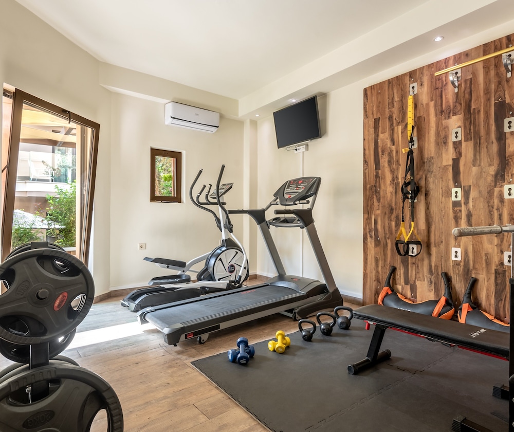 Airis Boutique & Suites — Sports & recreation in Chania