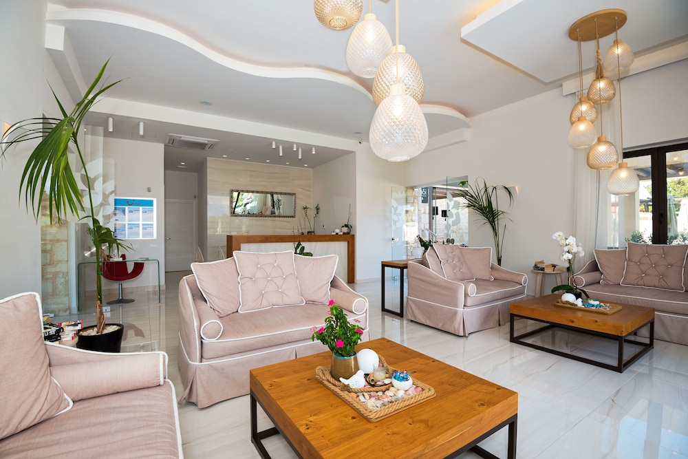 Airis Boutique & Suites — Hotel rooms in Chania