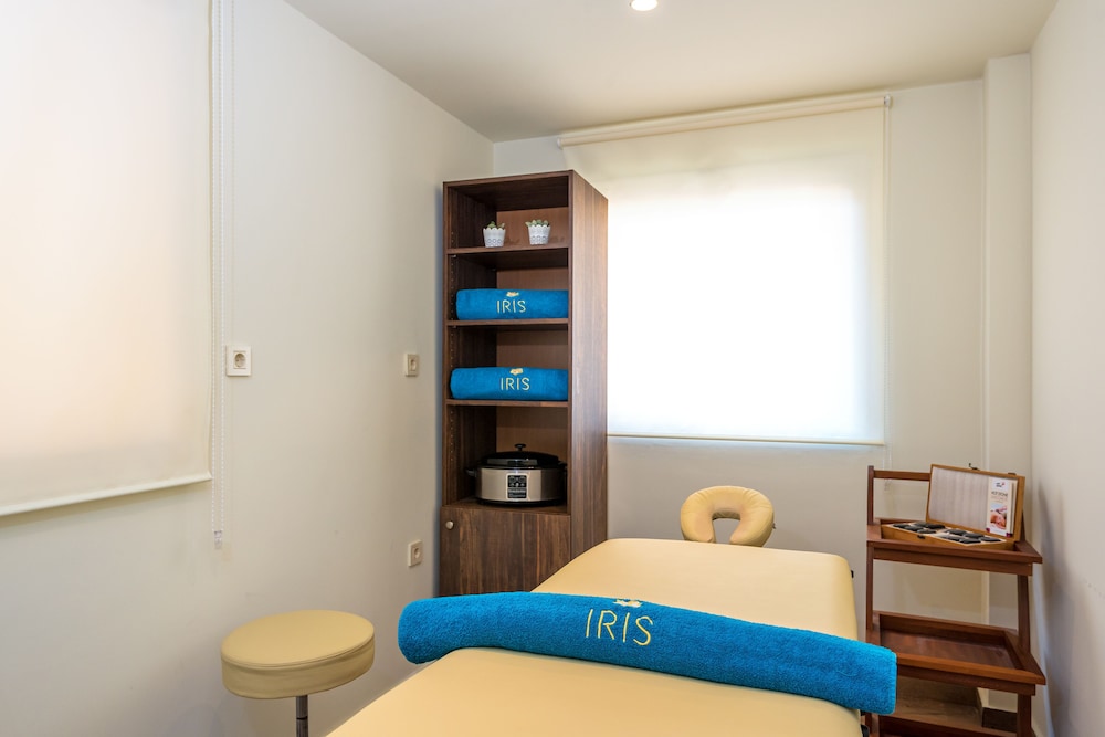 Airis Boutique & Suites — Hotel rooms in Chania