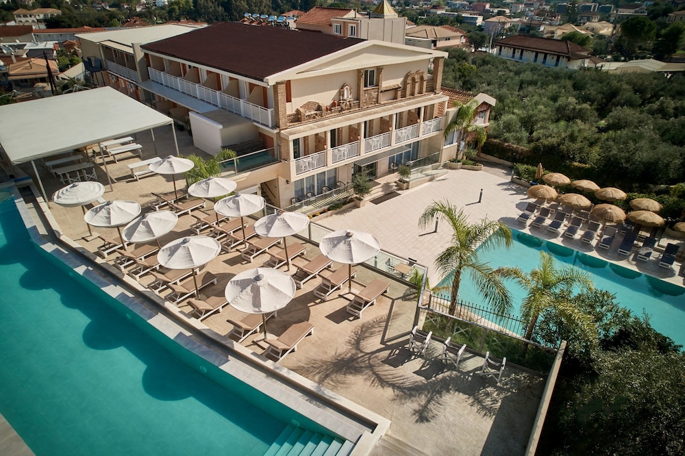 Altura Hotel Zakynthos — Swimming pool in Tsilivi, Ionian Islands
