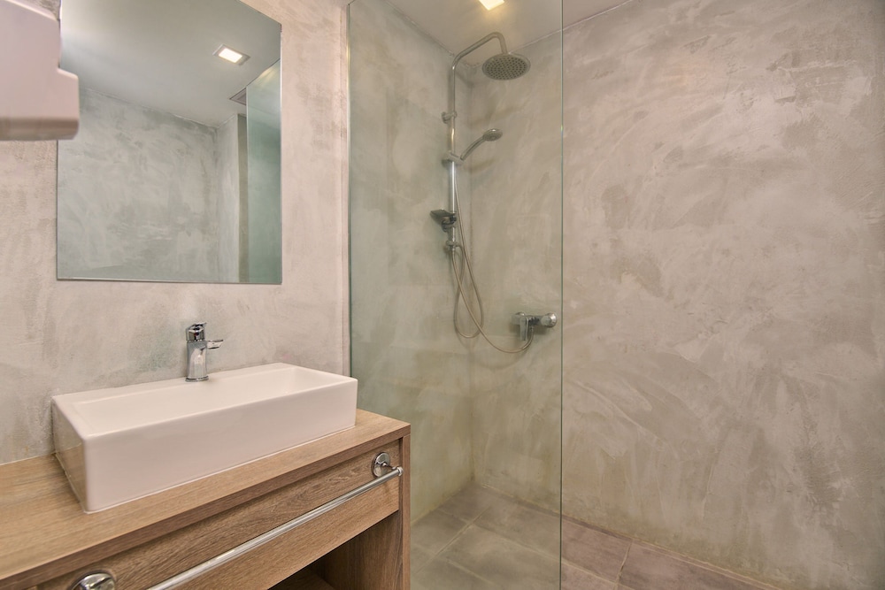Altura Hotel Zakynthos — Hotel rooms in Tsilivi, Ionian Islands