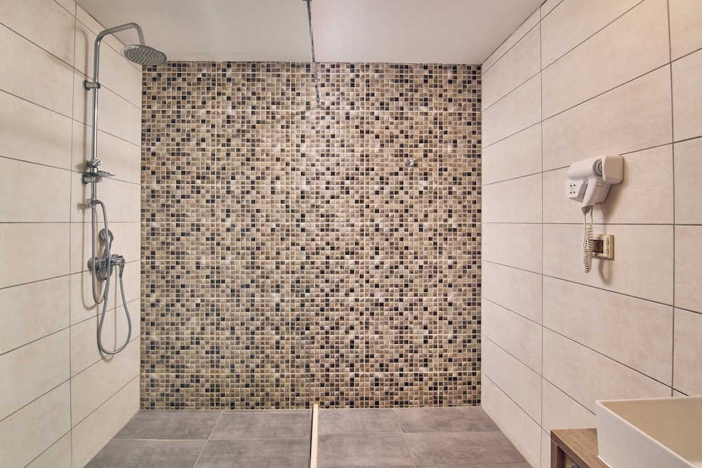 Altura Hotel Zakynthos — Hotel rooms in Tsilivi, Ionian Islands