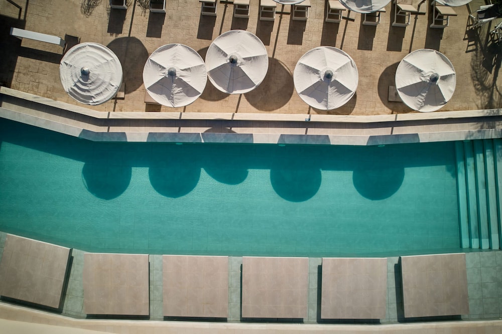Altura Hotel Zakynthos — Swimming pool in Tsilivi, Ionian Islands