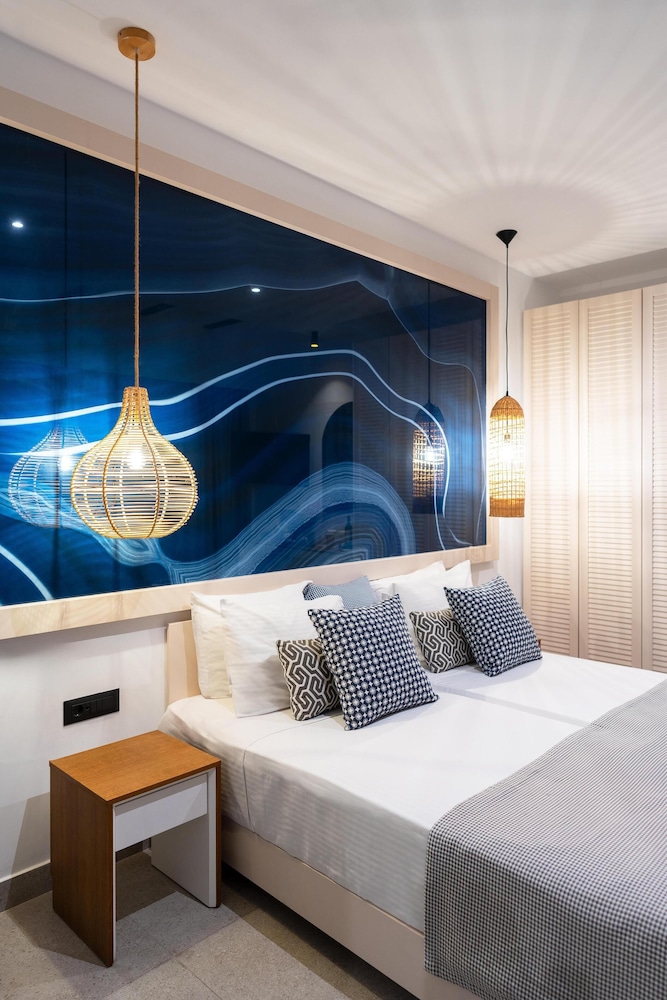 Lindos Bay Suites — Hotel rooms in Lindos, South Aegean