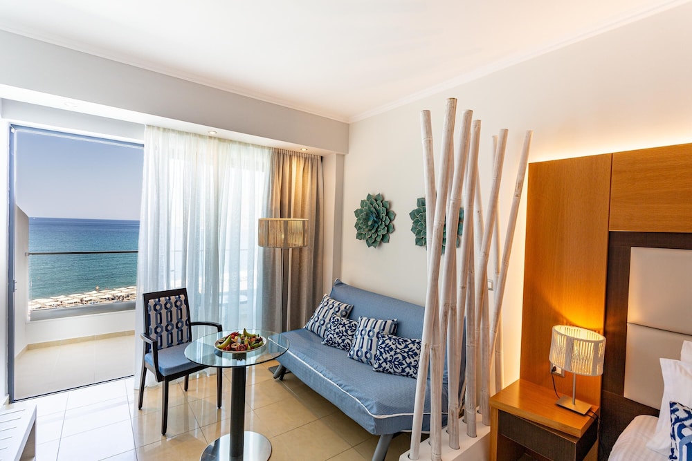 Lindos Bay Suites — Hotel rooms in Lindos, South Aegean