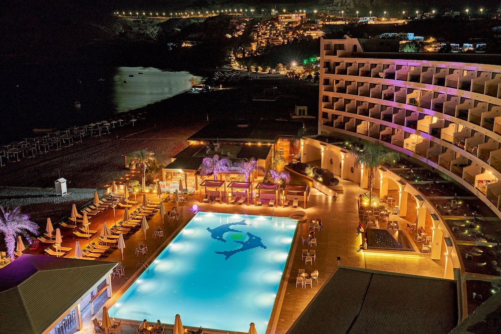 Lindos Bay Suites — Swimming pool in Lindos, South Aegean