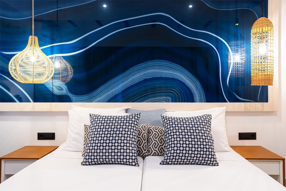Lindos Bay Suites — Hotel rooms in Lindos, South Aegean