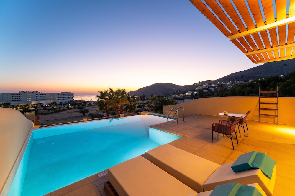 Lindos Bay Suites — Swimming pool in Lindos, South Aegean