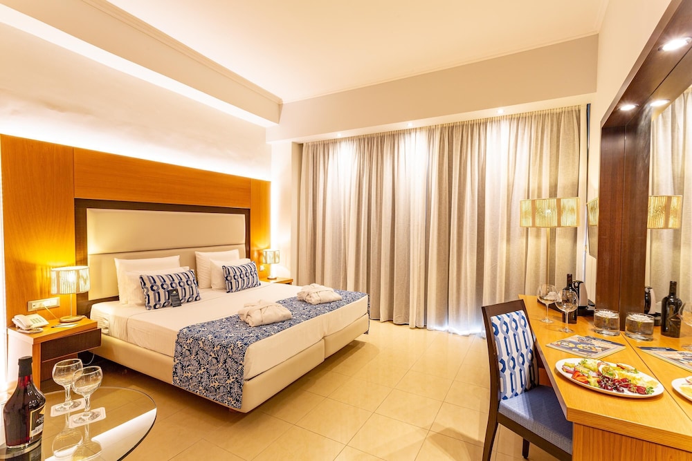 Lindos Bay Suites — Hotel rooms in Lindos, South Aegean