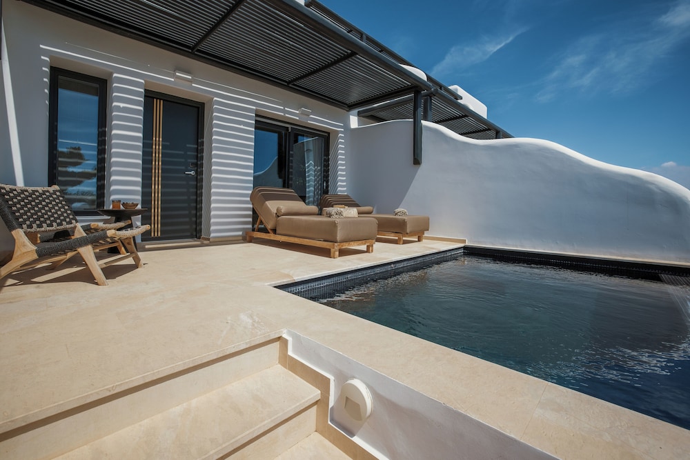 Asty Mykonos Hotel & Spa -World of One Hotel Group — Swimming pool in Mykonos Town, South Aegean
