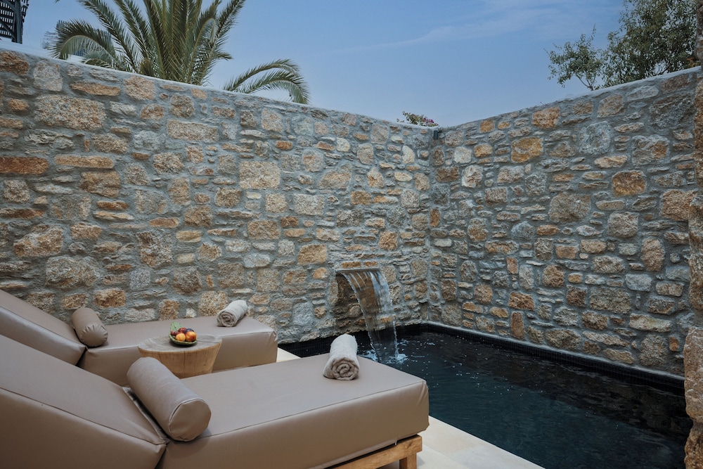 Asty Mykonos Hotel & Spa -World of One Hotel Group — Swimming pool in Mykonos Town, South Aegean