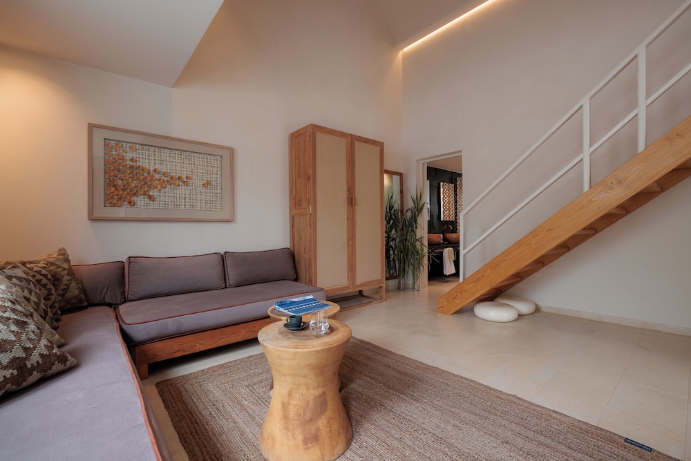 Asty Mykonos Hotel & Spa -World of One Hotel Group — Hotel rooms in Mykonos Town, South Aegean