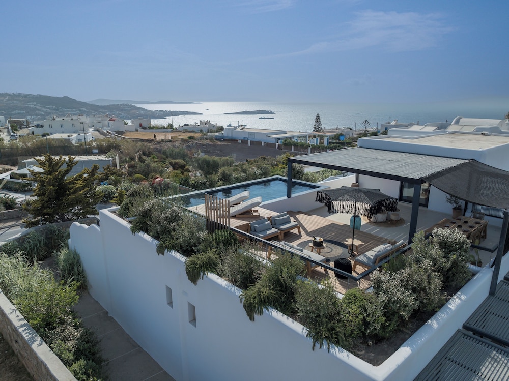 Asty Mykonos Hotel & Spa -World of One Hotel Group — Swimming pool in Mykonos Town, South Aegean