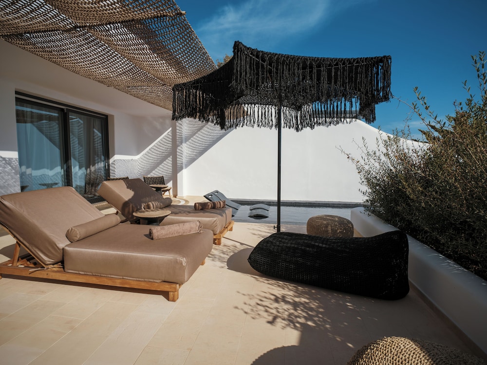 Asty Mykonos Hotel & Spa -World of One Hotel Group — Beach in Mykonos Town, South Aegean