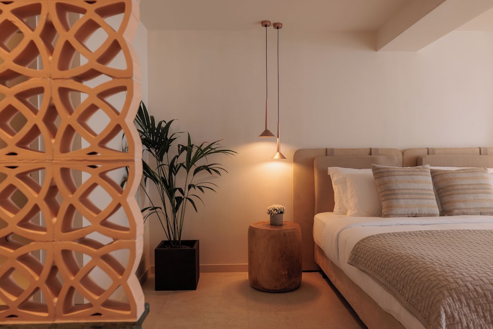 Asty Mykonos Hotel & Spa -World of One Hotel Group — Hotel rooms in Mykonos Town, South Aegean