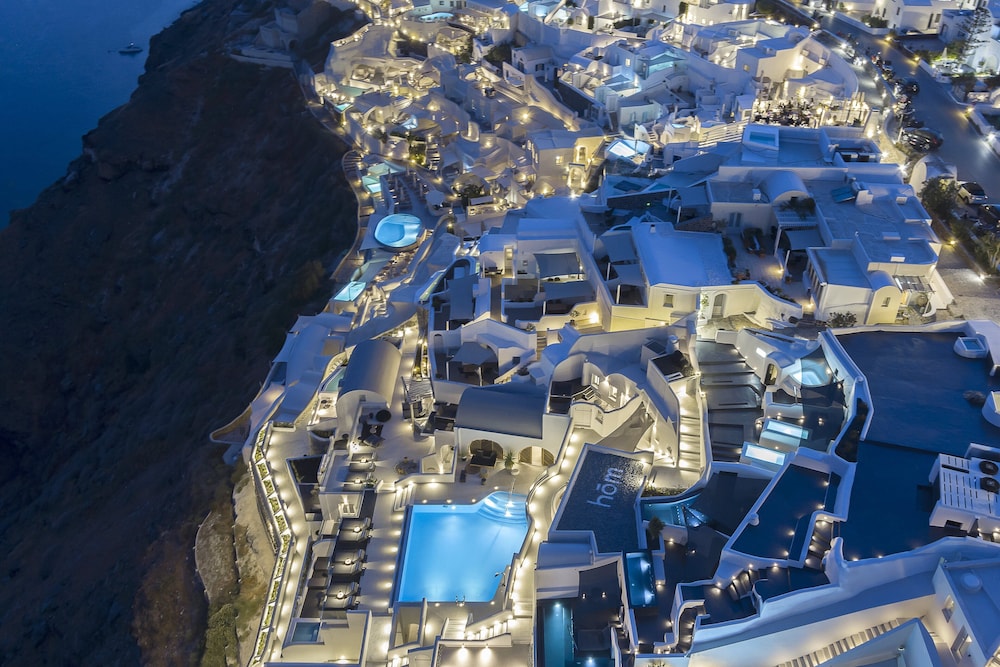 Hom Santorini — Hotel building in Oia, South Aegean