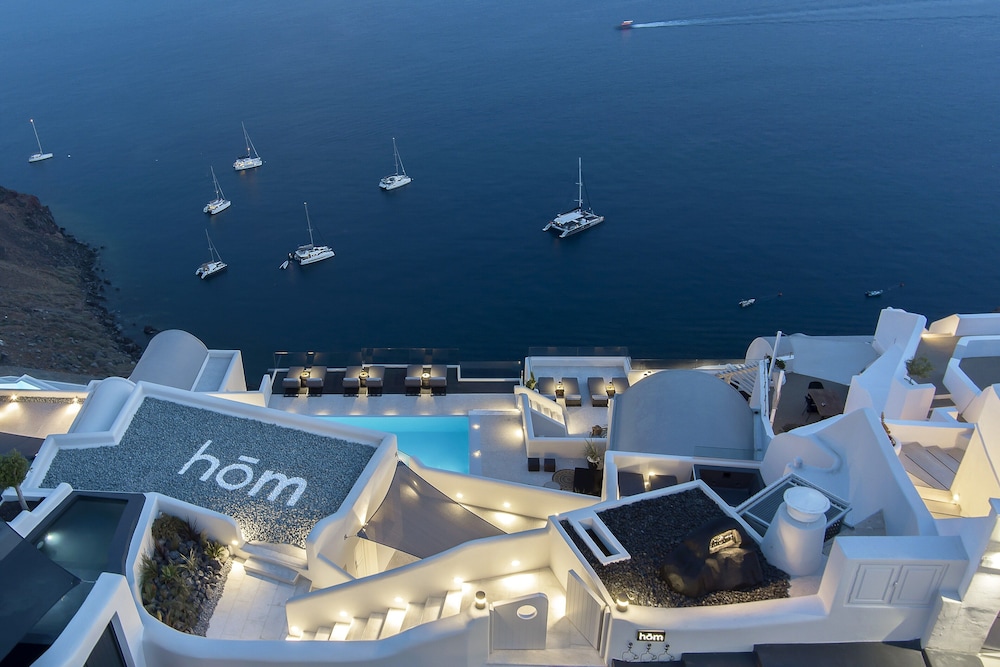 Hom Santorini — Hotel building in Oia, South Aegean