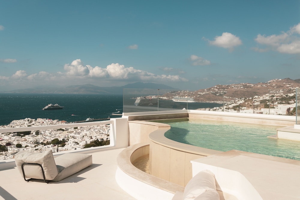 Lovia Mykonos — Swimming pool in Mykonos Town, South Aegean