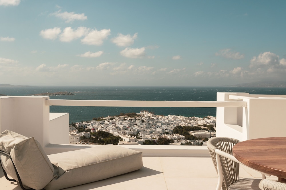 Lovia Mykonos — Attractions in the area in Mykonos Town, South Aegean