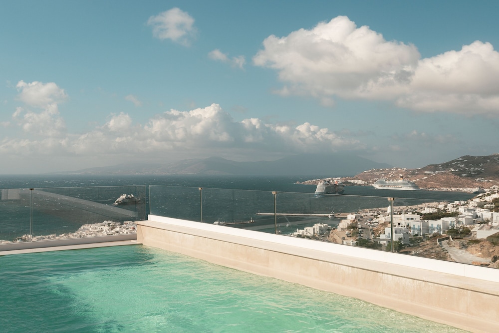 Lovia Mykonos — Swimming pool in Mykonos Town, South Aegean