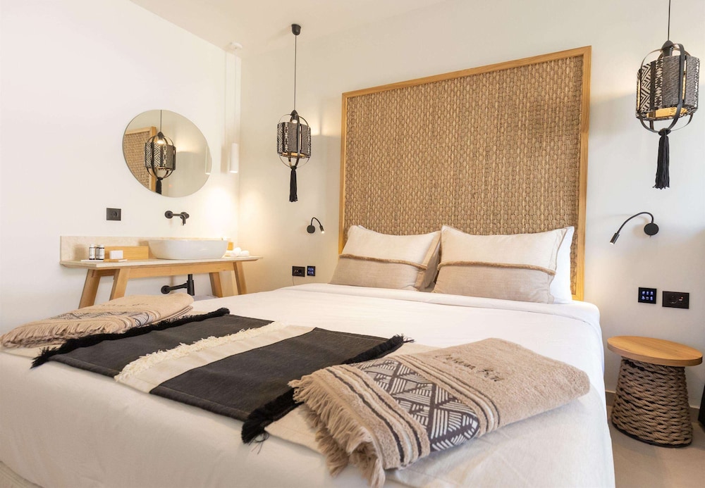 Cabana Blu Hotel & Suites — Hotel rooms in Kardamena, South Aegean