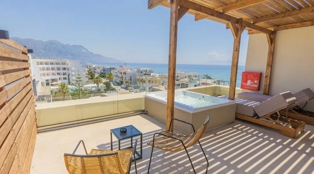 Cabana Blu Hotel & Suites