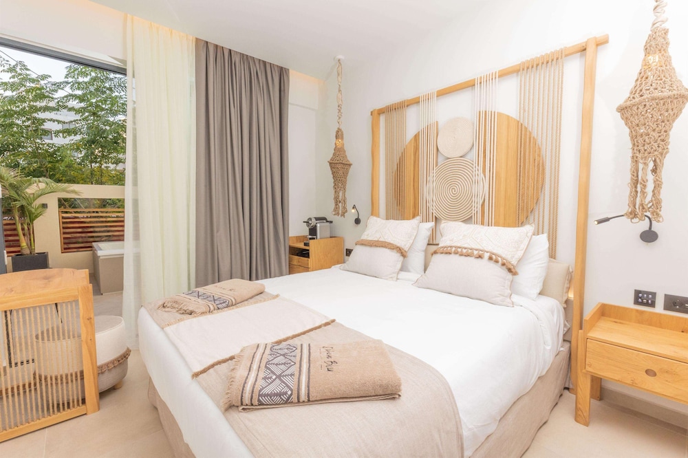 Cabana Blu Hotel & Suites — Hotel rooms in Kardamena, South Aegean