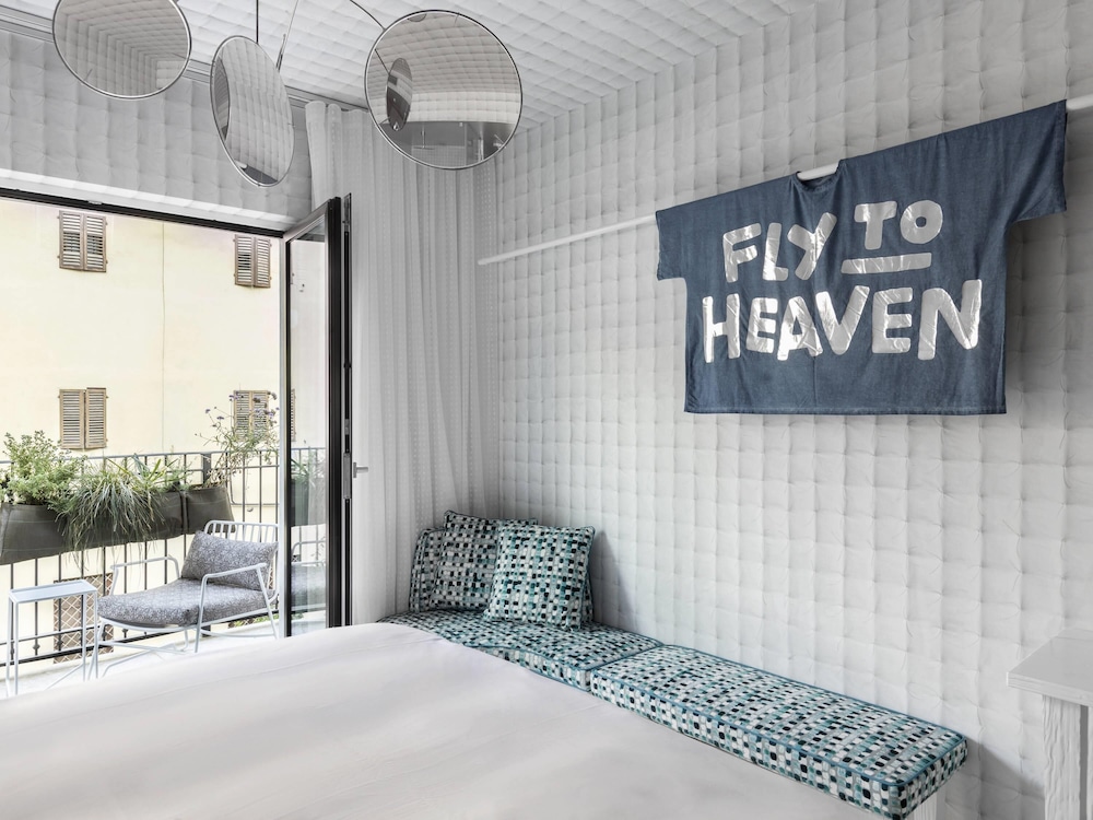 25hours Hotel Florence Piazza San Paolino — Hotel rooms in Florence, Tuscany