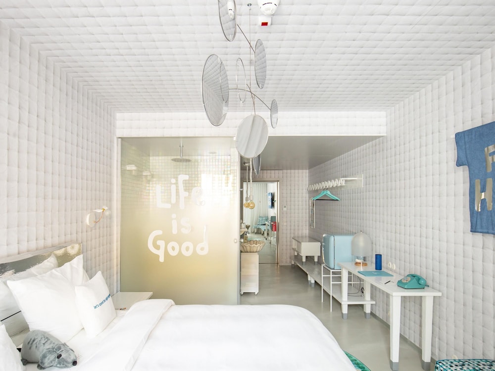 25hours Hotel Florence Piazza San Paolino — Hotel rooms in Florence, Tuscany