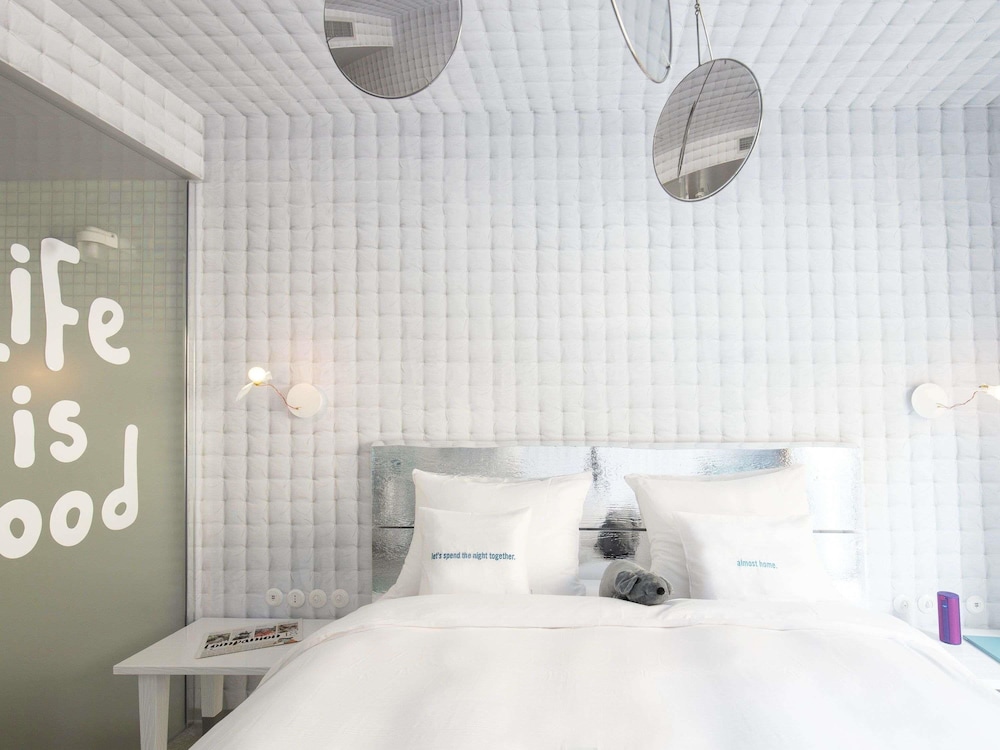 25hours Hotel Florence Piazza San Paolino — Hotel rooms in Florence, Tuscany