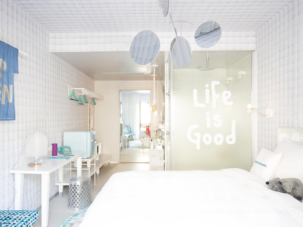 25hours Hotel Florence Piazza San Paolino — Hotel rooms in Florence, Tuscany