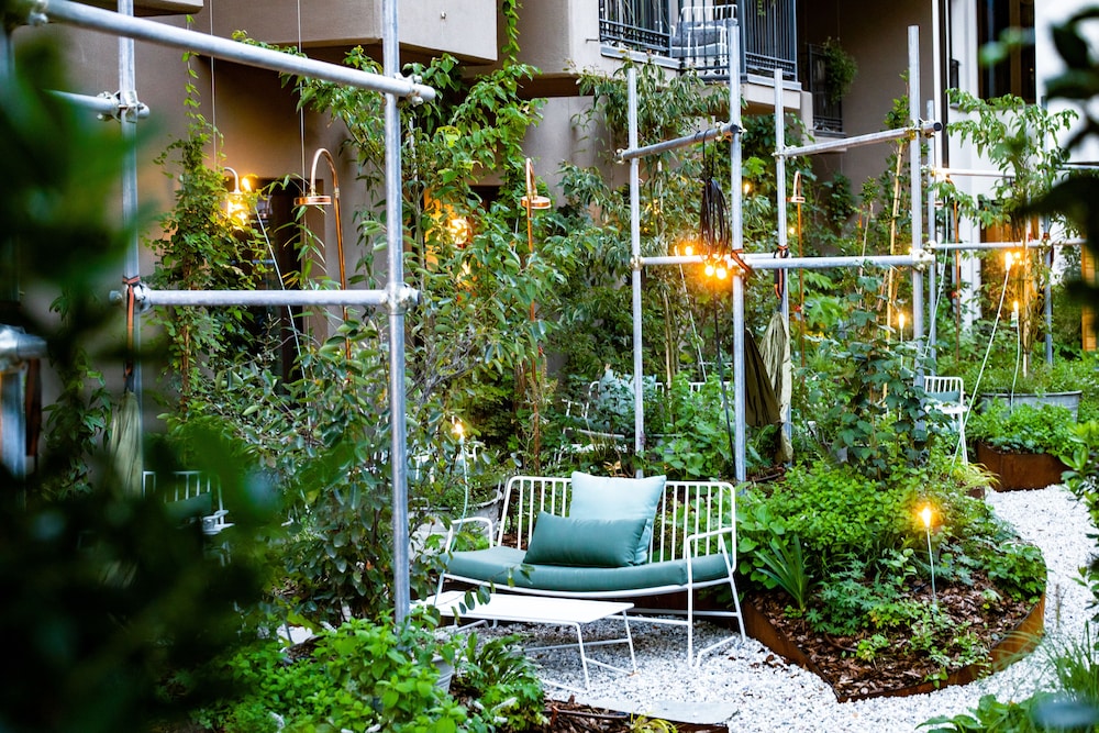 25hours Hotel Florence Piazza San Paolino — Hotel building in Florence, Tuscany