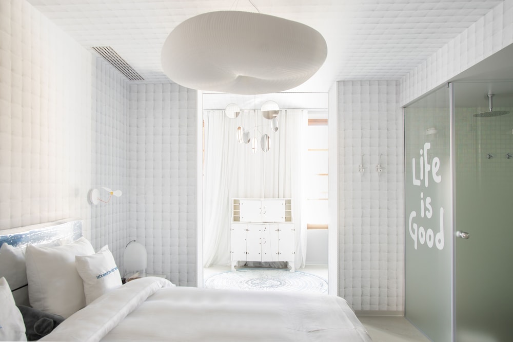 25hours Hotel Florence Piazza San Paolino — Hotel rooms in Florence, Tuscany
