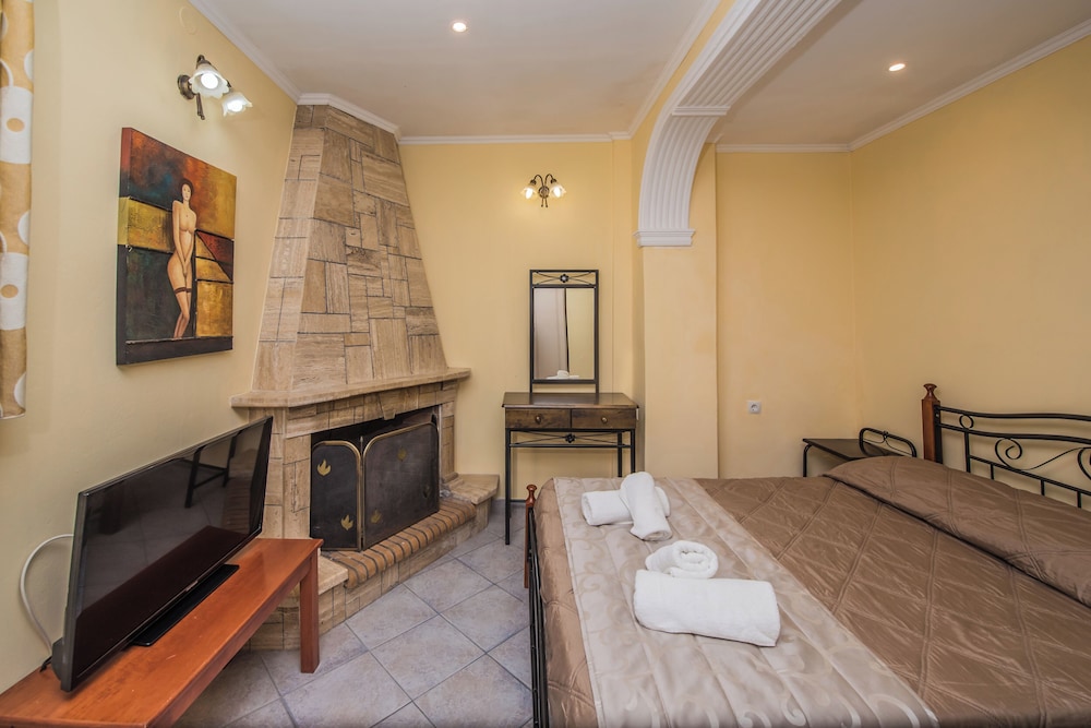 Planos Beach Hotel — Hotel rooms in Tsilivi, Ionian Islands