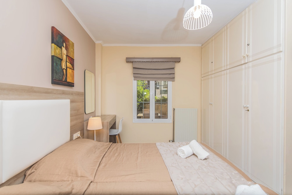 Planos Beach Hotel — Hotel rooms in Tsilivi, Ionian Islands