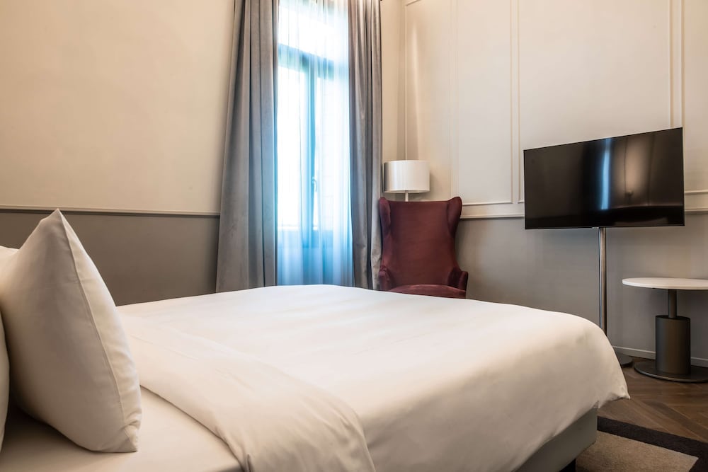 Radisson Collection Hotel, Palazzo Nani Venice — Hotel rooms in Venice, Veneto