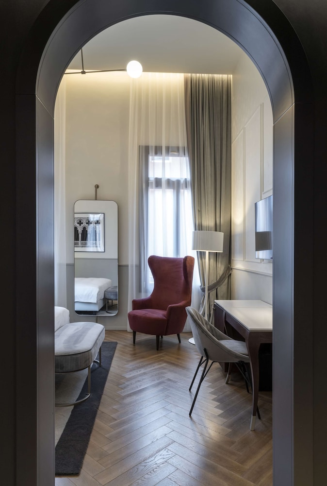 Radisson Collection Hotel, Palazzo Nani Venice — Hotel rooms in Venice, Veneto
