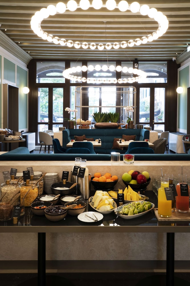 Radisson Collection Hotel, Palazzo Nani Venice — Restaurant & bars in Venice, Veneto