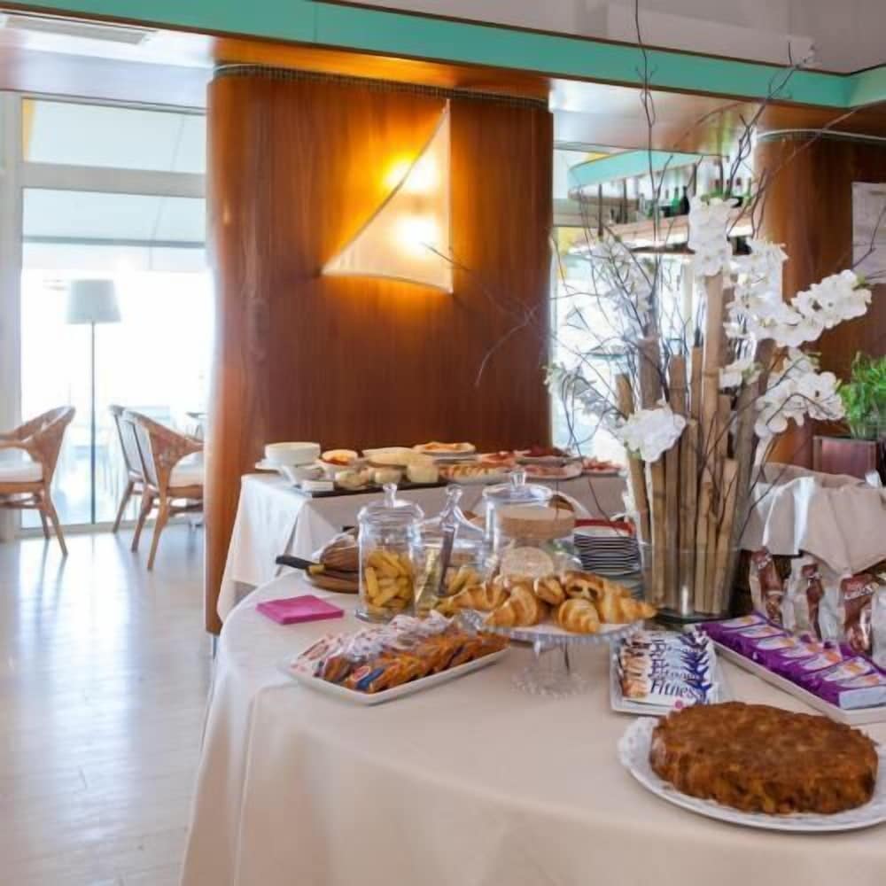 Hotel Villa Sorriso — Restaurant & bars in Jesolo, Veneto