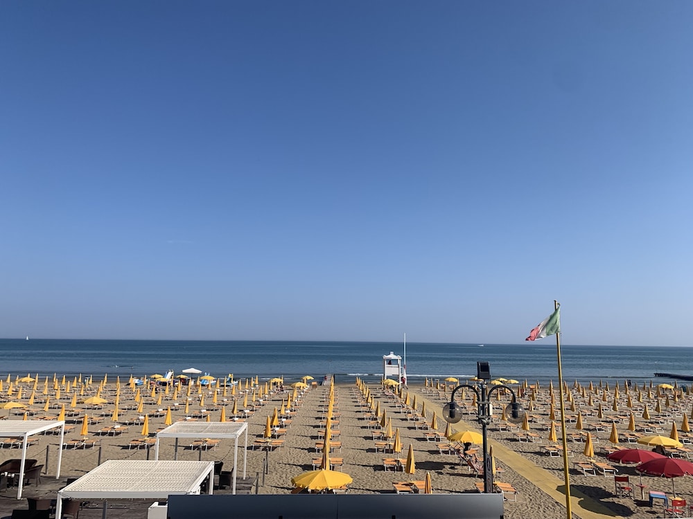 Hotel Villa Sorriso — Beach in Jesolo, Veneto