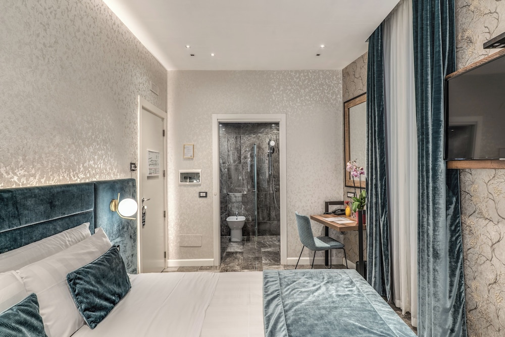 Apollo Boutique Hotel — Hotel rooms in Rome, Lazio