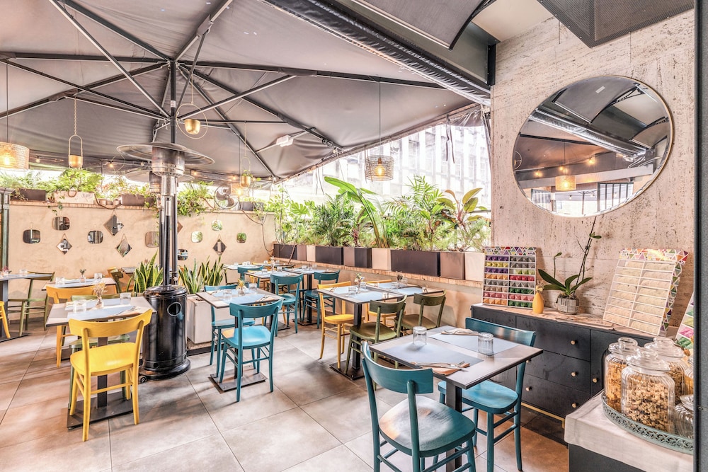 Apollo Boutique Hotel — Restaurant & bars in Rome, Lazio