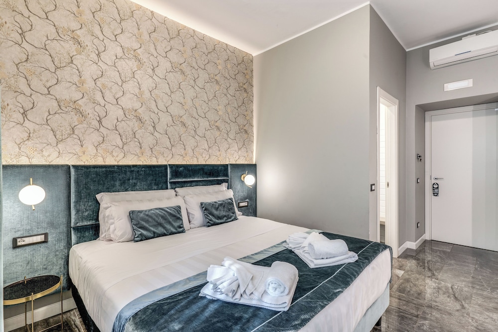 Apollo Boutique Hotel — Hotel rooms in Rome, Lazio