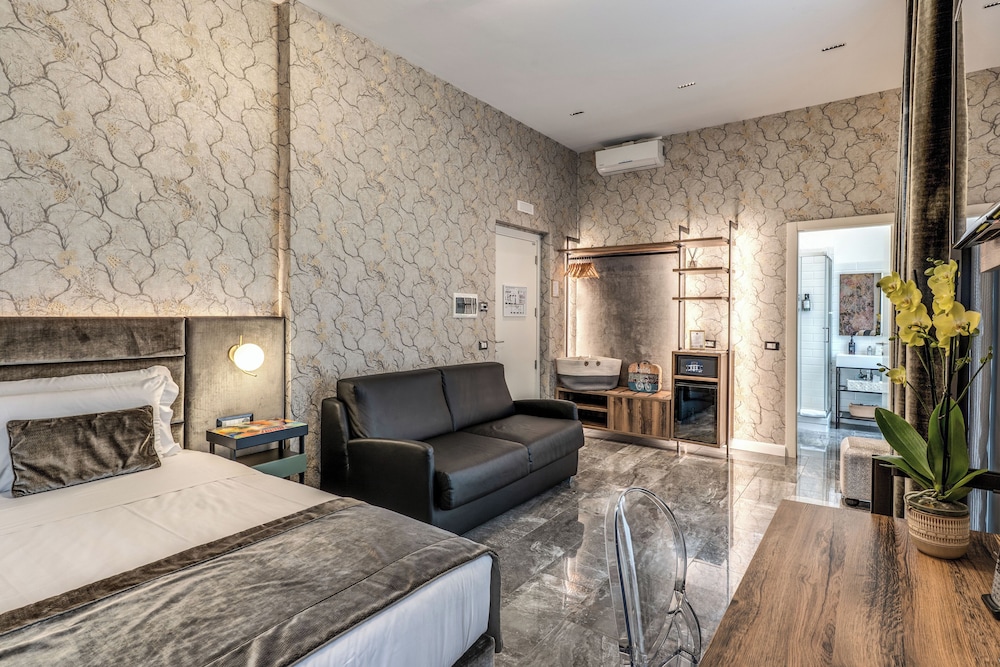 Apollo Boutique Hotel — Hotel rooms in Rome, Lazio