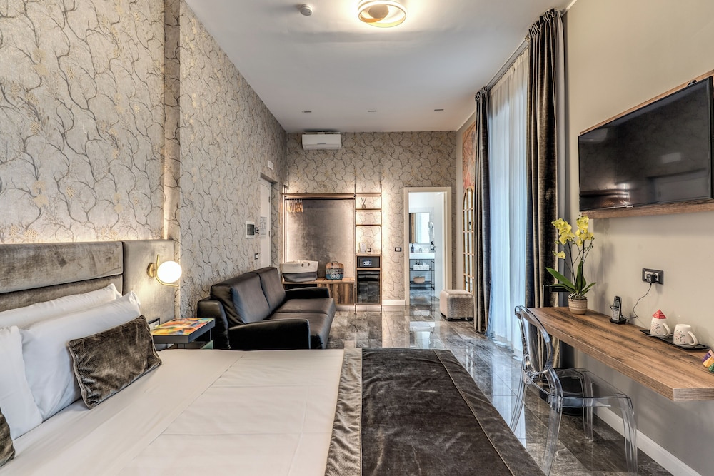 Apollo Boutique Hotel — Hotel rooms in Rome, Lazio