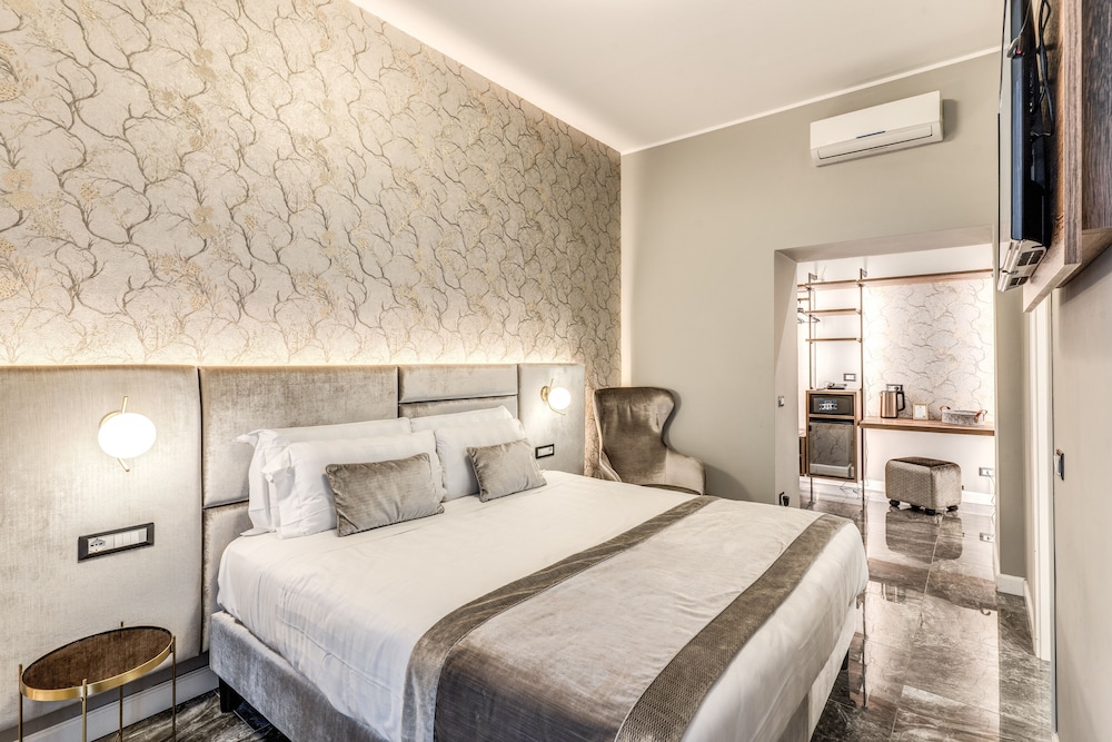 Apollo Boutique Hotel — Hotel rooms in Rome, Lazio