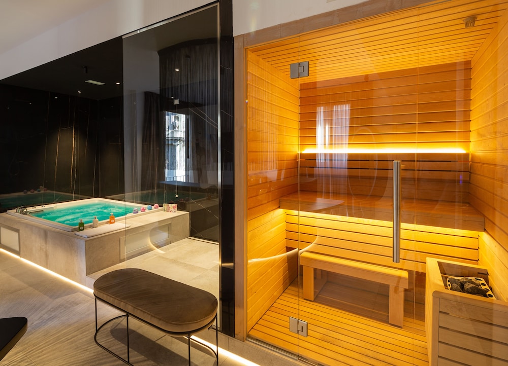 The Corner Duomo Hotel — Spa in Milan, Lombardy