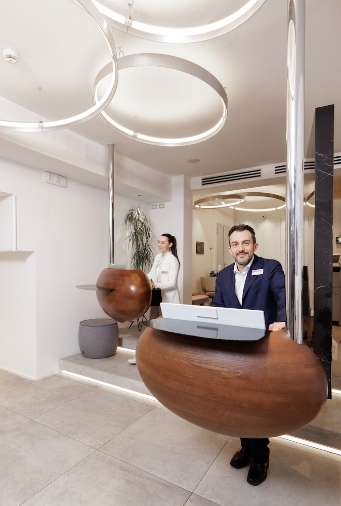 The Corner Duomo Hotel — Hotel building in Milan, Lombardy